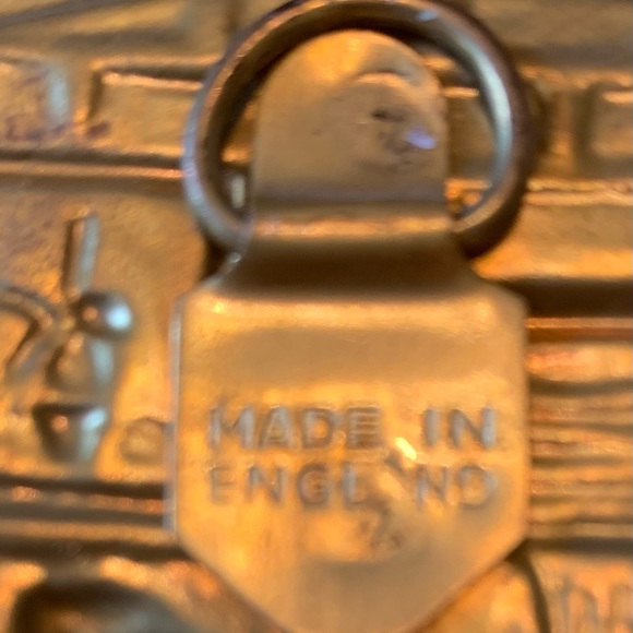 Set of 2 Vintage Elpec Hammered Brass Tavern Scene Wall Hangings Made in… - Picture 6 of 6